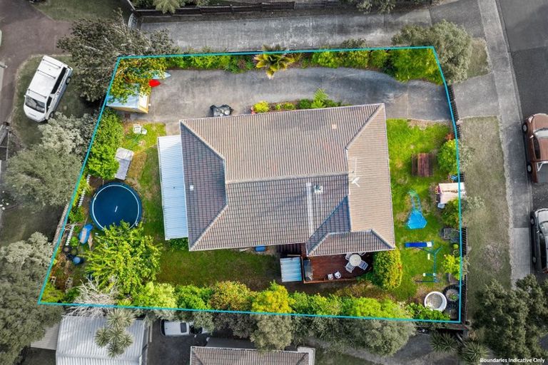 Photo of property in 6 Albemarle Place, Massey, Auckland, 0614