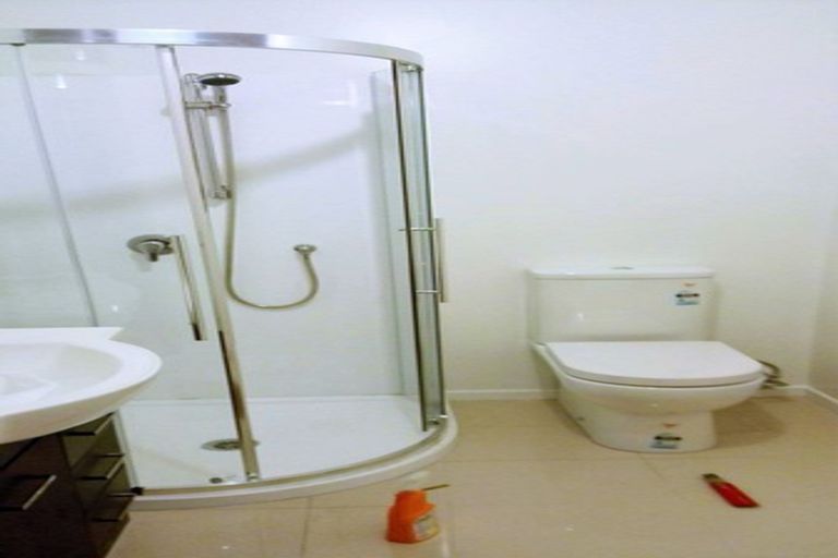 Photo of property in 54 Awaroa Road, Sunnyvale, Auckland, 0612