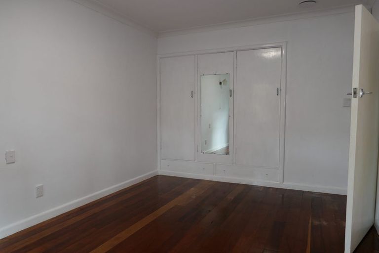 Photo of property in 37 Awa Road, Miramar, Wellington, 6022