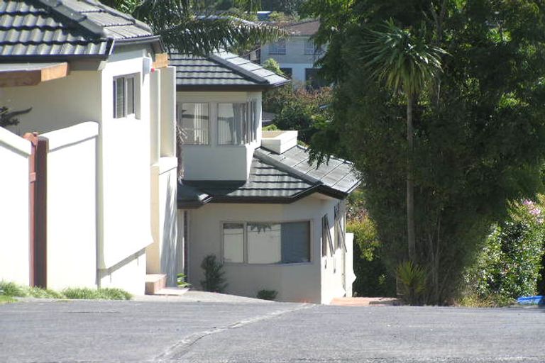 Photo of property in 2/182 Forrest Hill Road, Forrest Hill, Auckland, 0620