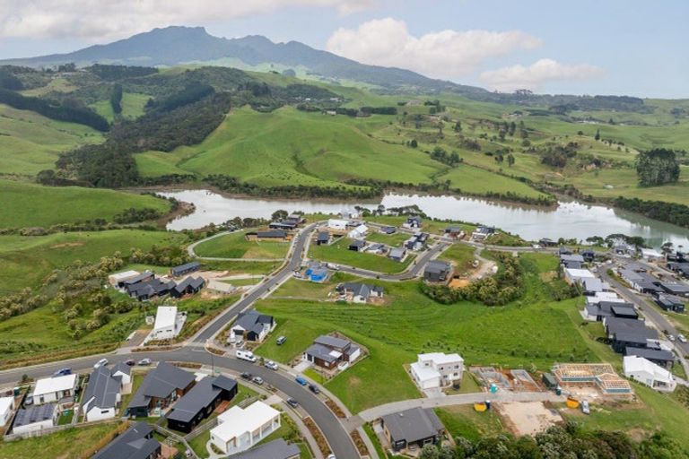 Photo of property in 1 Koromiko Lane, Raglan, 3225