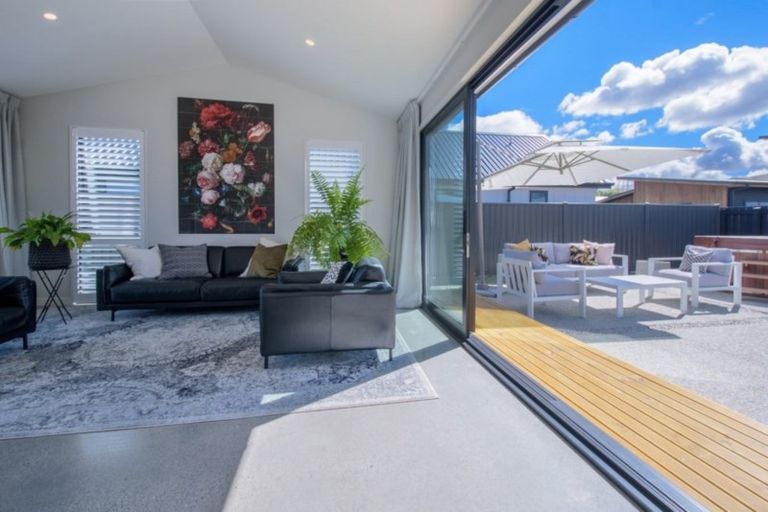 Photo of property in 6 Cumberland Road, Lower Shotover, Queenstown, 9304