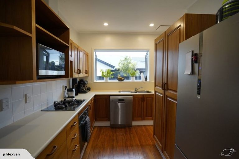 Photo of property in 324 College Street, West End, Palmerston North, 4410