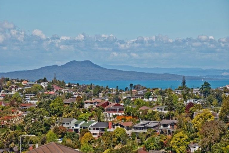 Photo of property in 76 Fitzwilliam Drive, Torbay, Auckland, 0630