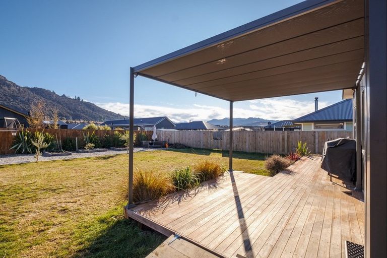 Photo of property in 5 Mallard Street, Albert Town, Wanaka, 9305