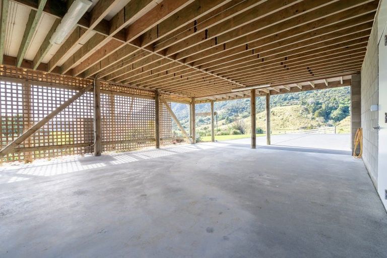 Photo of property in 2123 Whangarei Heads Road, Whangarei Heads, Whangarei, 0174