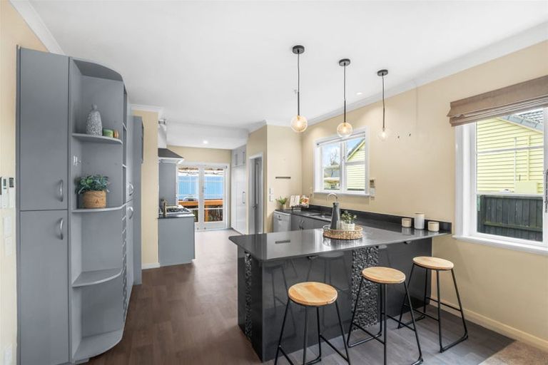 Photo of property in 18 Glenroy Street, Woolston, Christchurch, 8062