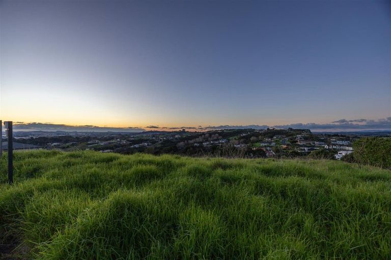 Photo of property in 768 Redoubt Road, Flat Bush, Auckland, 2019