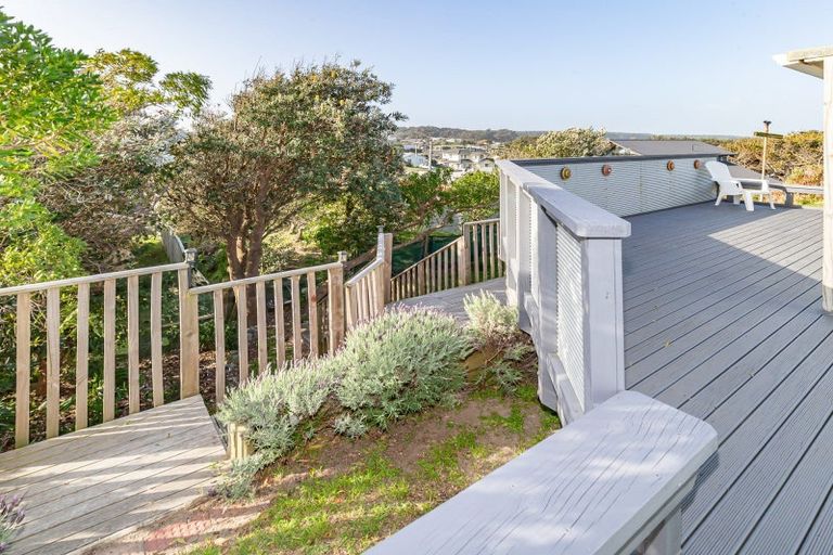 Photo of property in 15 Mack Street, Foxton Beach, Foxton, 4815