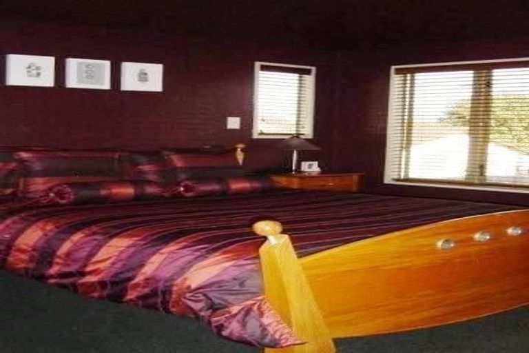 Photo of property in 76c Picton Avenue, Riccarton, Christchurch, 8011