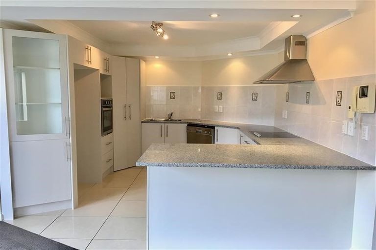 Photo of property in 9 Kokako Rise, Papakura, 2110