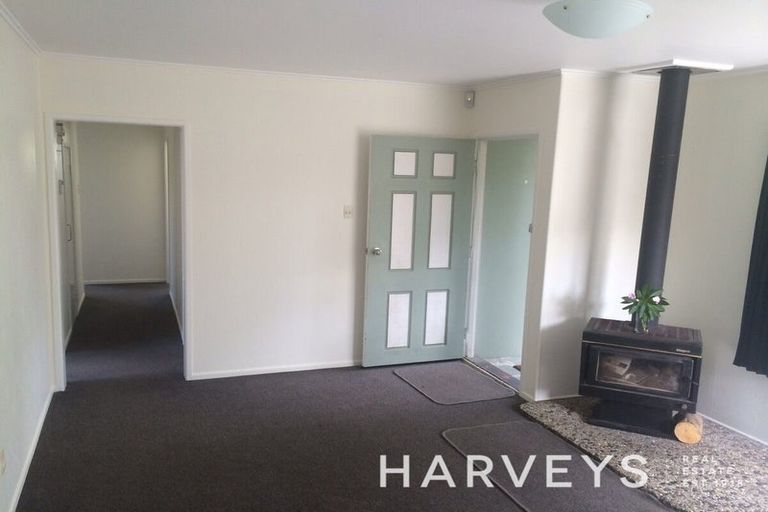 Photo of property in 42 Crystal Avenue, Glendene, Auckland, 0602