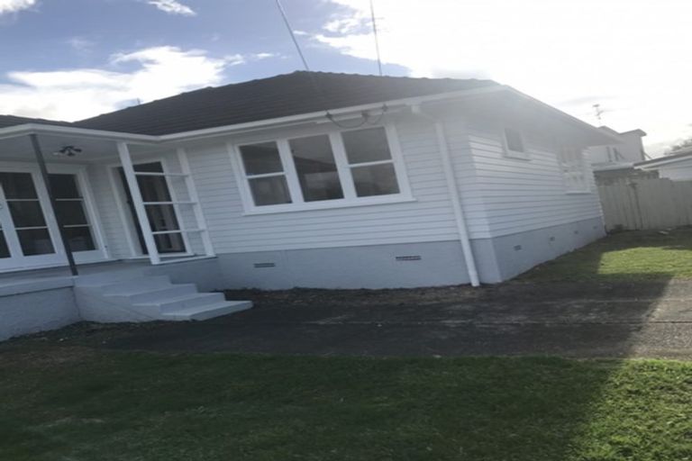 Photo of property in 65 Greenmeadows Avenue, Manurewa East, Auckland, 2102