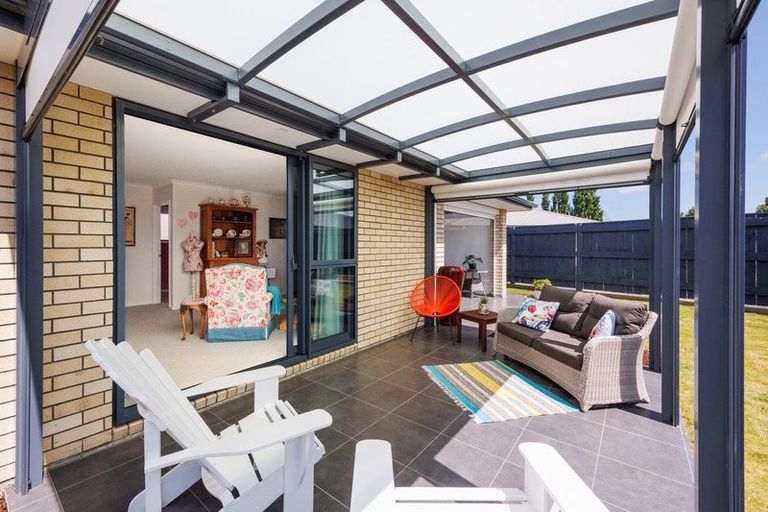 Photo of property in 10 Kereru Street, Marton, 4710