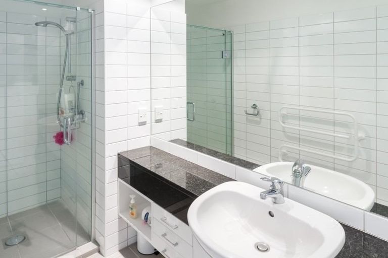 Photo of property in Kate Sheppard Apartments, 5f/42 Molesworth Street, Thorndon, Wellington, 6011