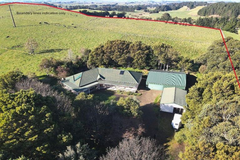 Photo of property in 38 Beatty Road, Dannevirke, 4978