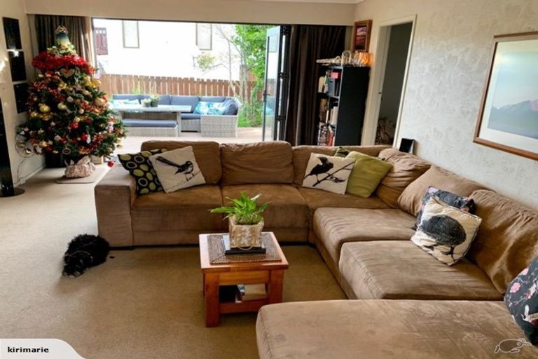 Photo of property in 4 Thackeray Place, Owhata, Rotorua, 3010