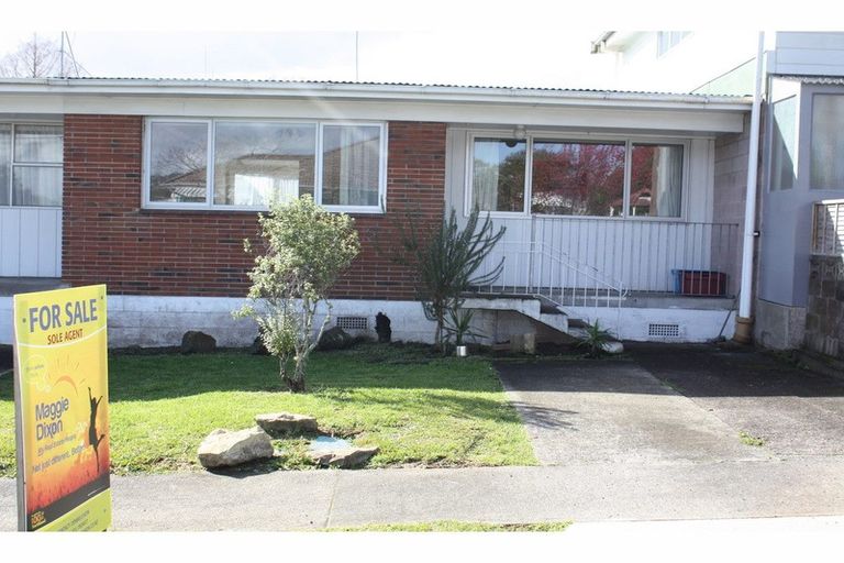 Photo of property in 2/114 Otaika Road, Raumanga, Whangarei, 0110