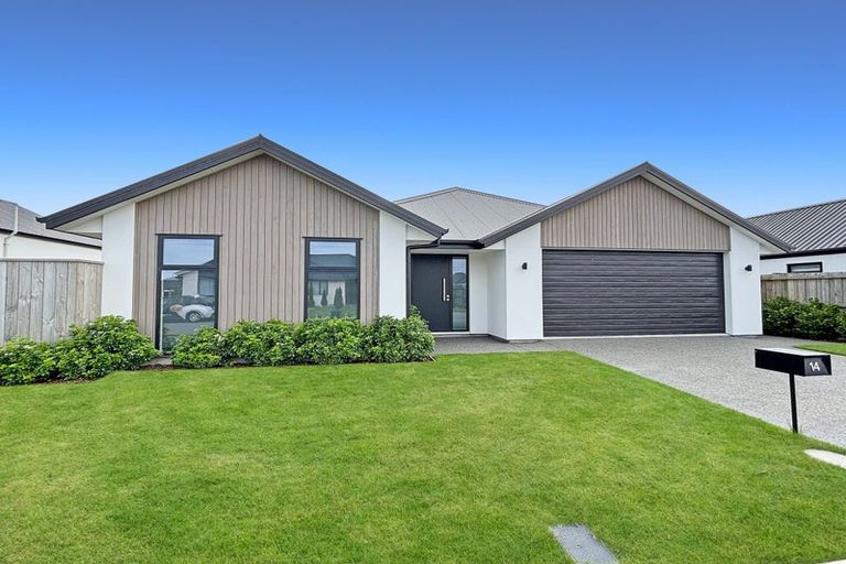 Photo of property in 14 Dalness Crescent, Halswell, Christchurch, 8025