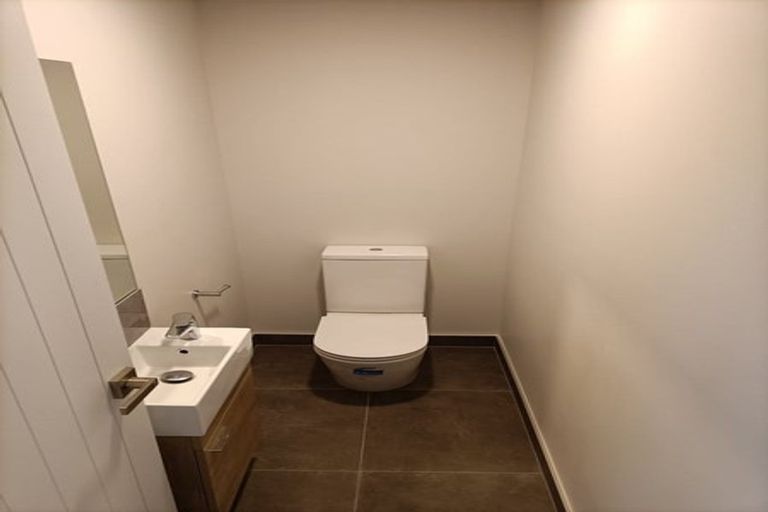 Photo of property in 70 Puni Road, Pukekohe, 2120