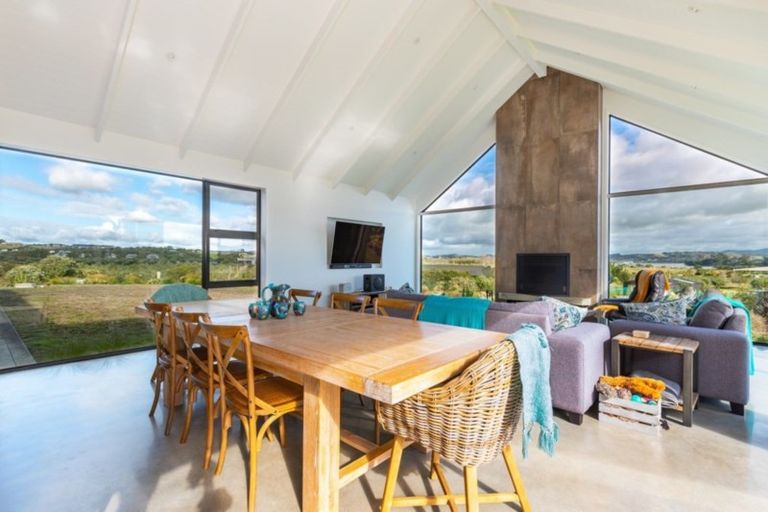 Photo of property in 173a Tern Point, Mangawhai, 0975
