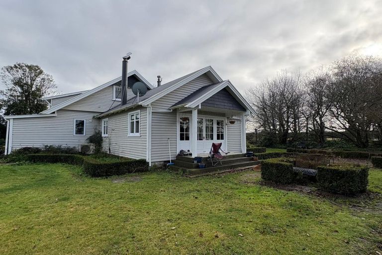 Photo of property in 885 Selwyn Lake Road, Leeston, 7682