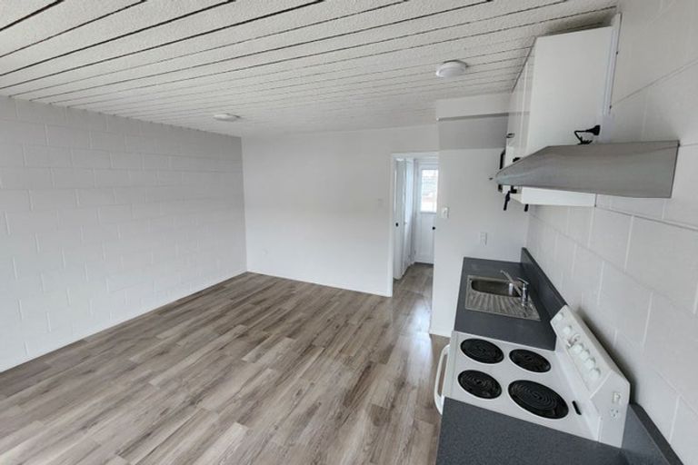 Photo of property in 1/555 Hillside Road, Caversham, Dunedin, 9012