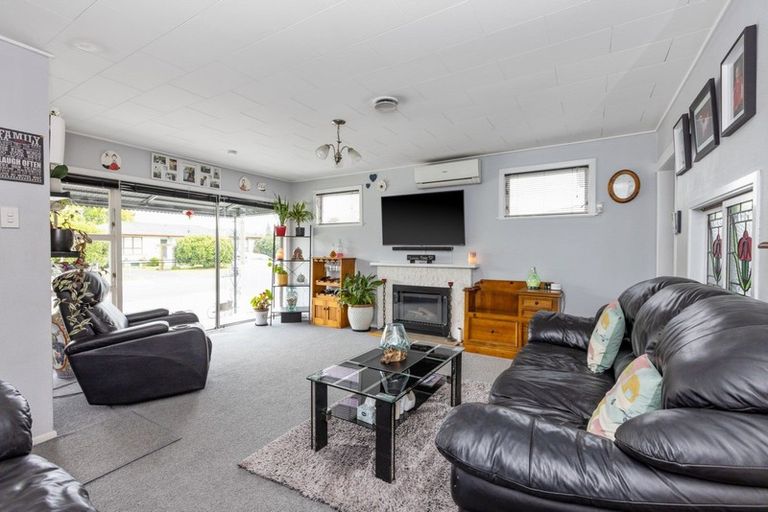 Photo of property in 122 Harlech Street, Mayfair, Hastings, 4122