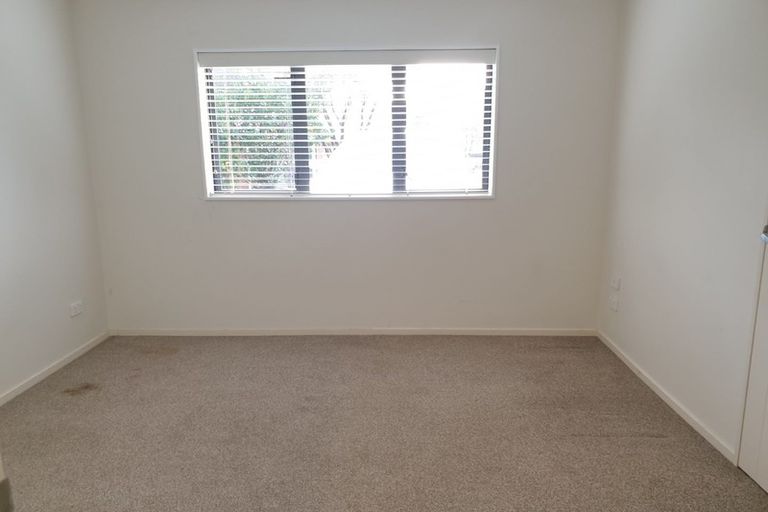 Photo of property in 28 Lomas Way, Albany, Auckland, 0632