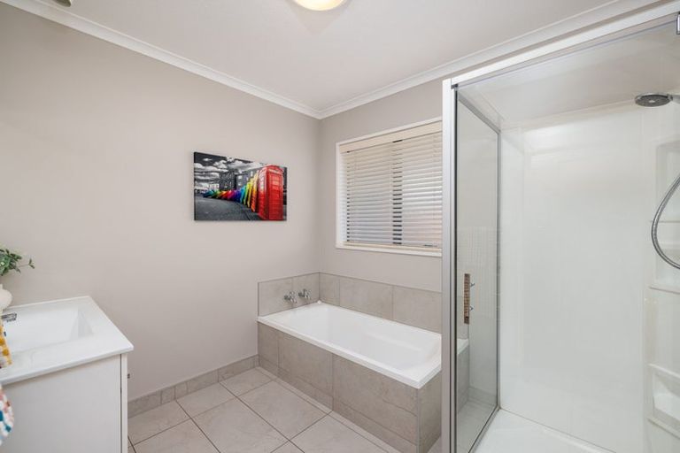 Photo of property in 1/156 Blighs Road, Strowan, Christchurch, 8052
