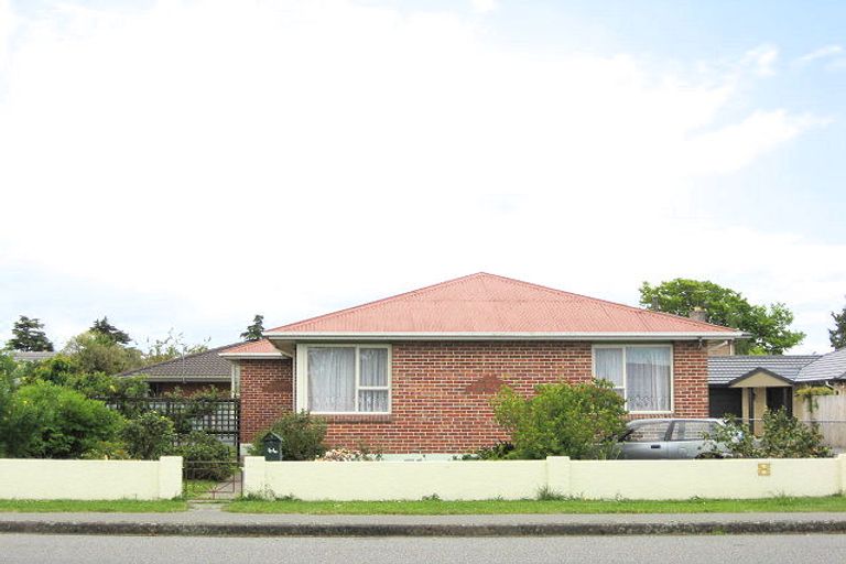 Photo of property in 64 Blackett Street, Rangiora, 7400