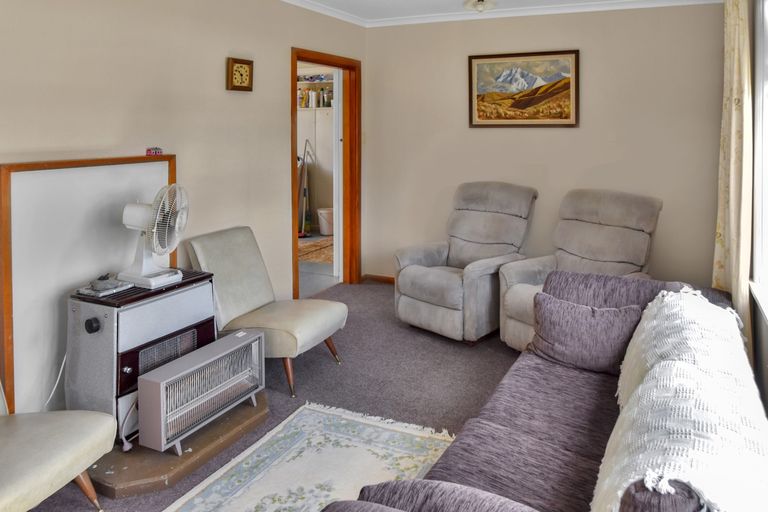Photo of property in 18 Hopkins Road, Twizel, 7901
