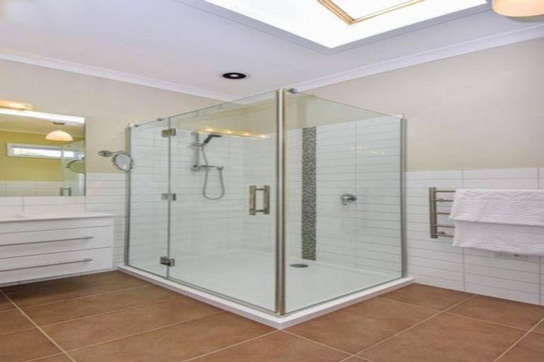 Photo of property in 10 Marwan Crescent, The Gardens, Auckland, 2105