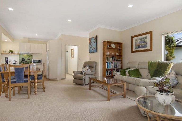 Photo of property in 21 Matawha Way, Brookfield, Tauranga, 3110