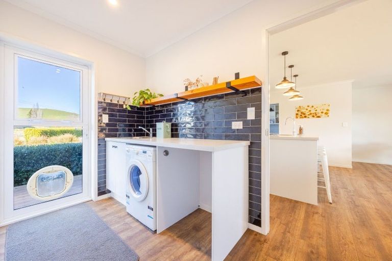 Photo of property in 372 Maharakeke Road, Waipukurau, 4281