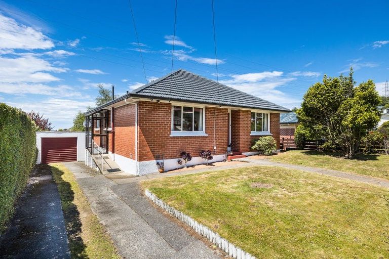 Photo of property in 112 Centennial Avenue, Helensburgh, Dunedin, 9010