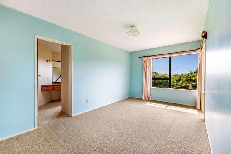 Photo of property in 114b Riversdale Drive, Merrilands, New Plymouth, 4312