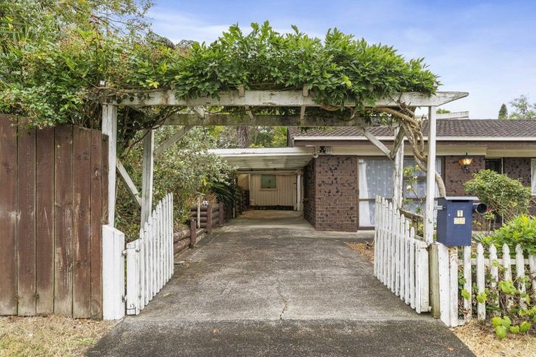 Photo of property in 1/2a Takapu Street, Henderson, Auckland, 0612