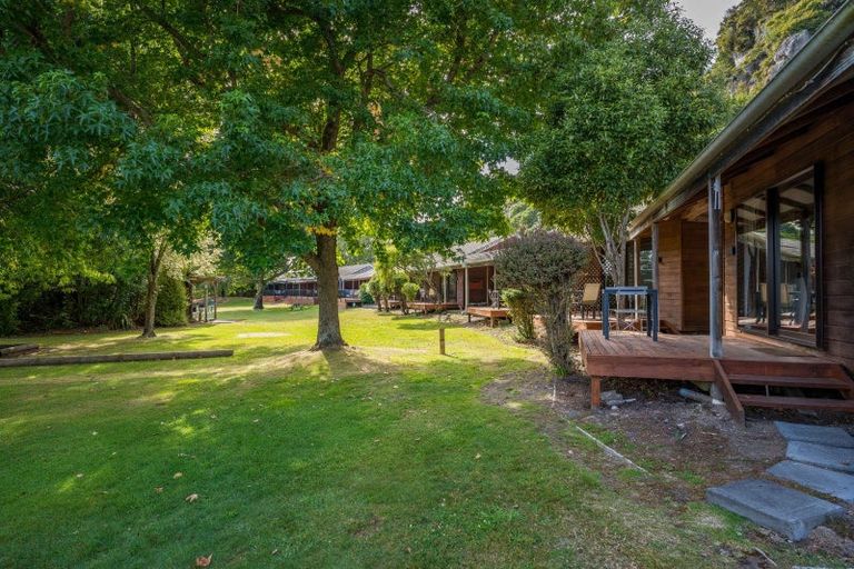 Photo of property in 12 Tangitu Street, Motuoapa, 3382