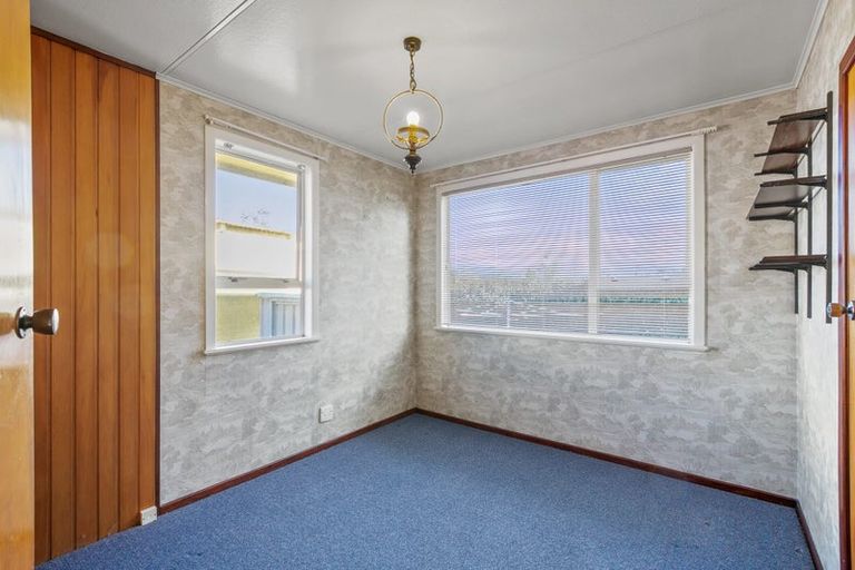 Photo of property in 2 Tohu Place, Spotswood, New Plymouth, 4310