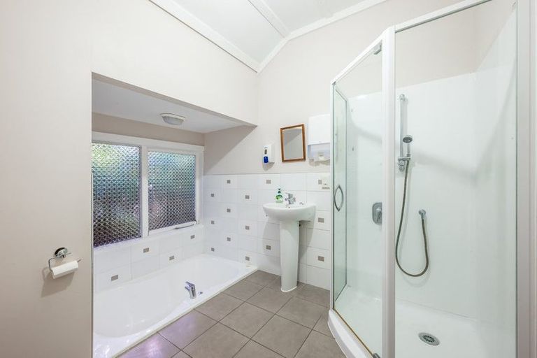 Photo of property in 9 Glen Road, Raumati South, Paraparaumu, 5032