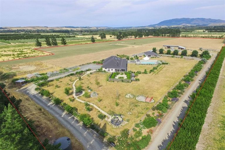 Photo of property in 319 Innes Road, Glasnevin, Amberley, 7482