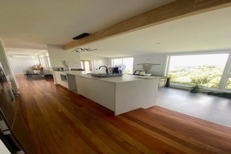 Photo of property in 63 Mana View Road, Paremata, Porirua, 5026
