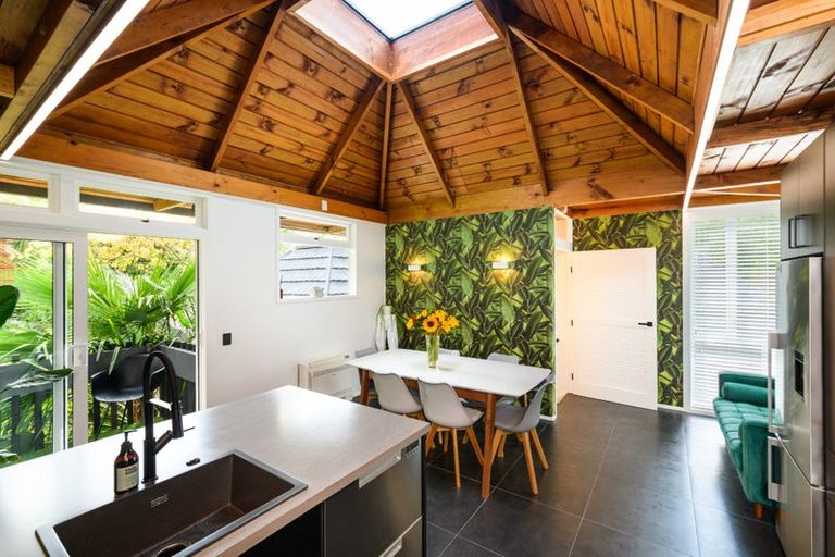 Photo of property in 161 Victoria Avenue, Hokowhitu, Palmerston North, 4410