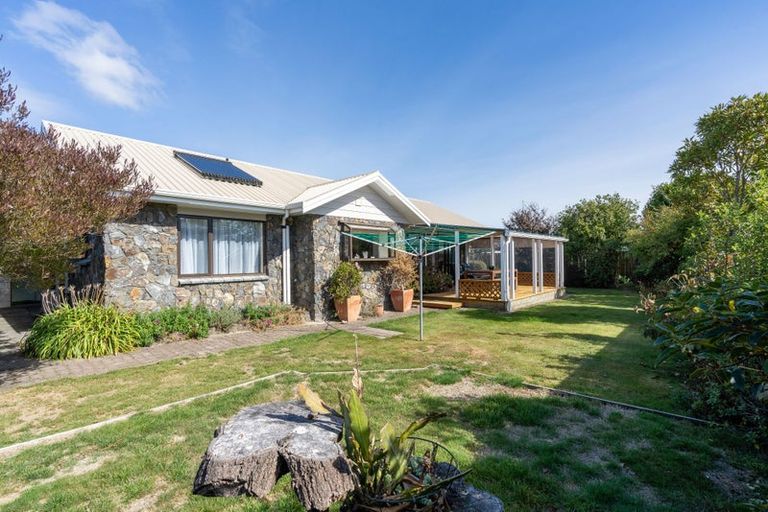 Photo of property in 102a Queen Street West, Levin, 5510