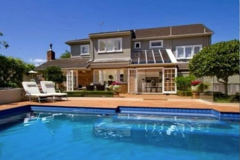 Photo of property in 206 Hurstmere Road, Takapuna, Auckland, 0622