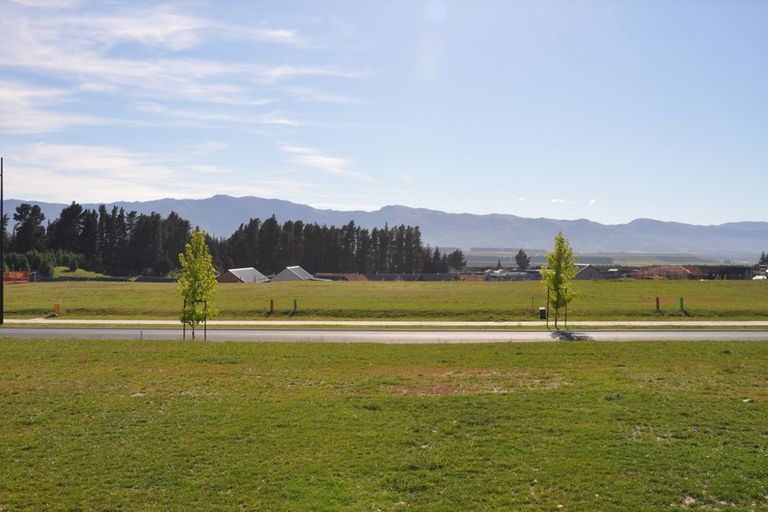 Photo of property in Northlake, 7a Bonspiel Road, Wanaka, 9305