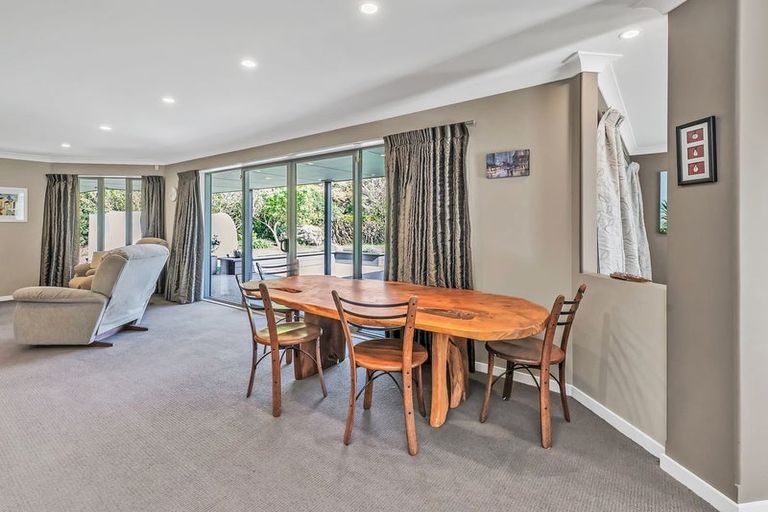 Photo of property in 4 Perrin Place, Darfield, 7510