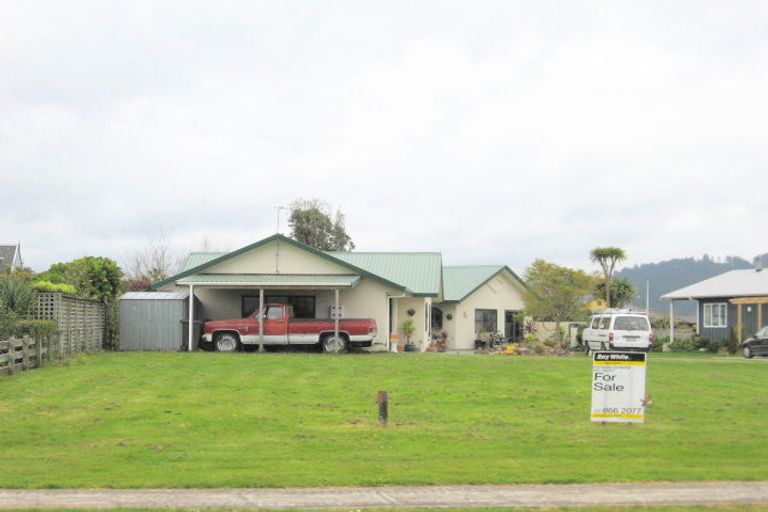 Photo of property in 25 Springbok Avenue, Whitianga, 3510