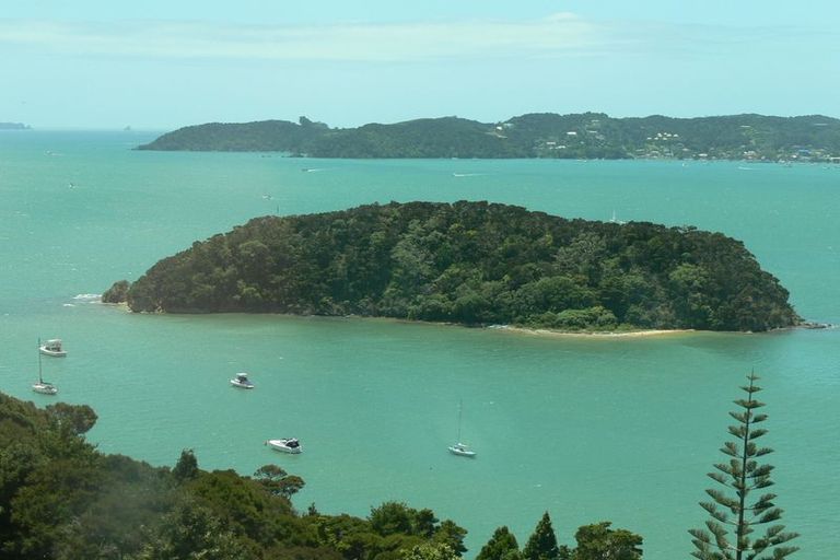 Photo of property in 9 Sullivans Road, Paihia, 0200